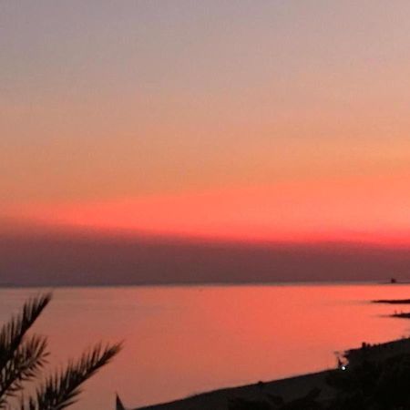Playa Paraiso Marina di Lizzano Ngoại thất bức ảnh