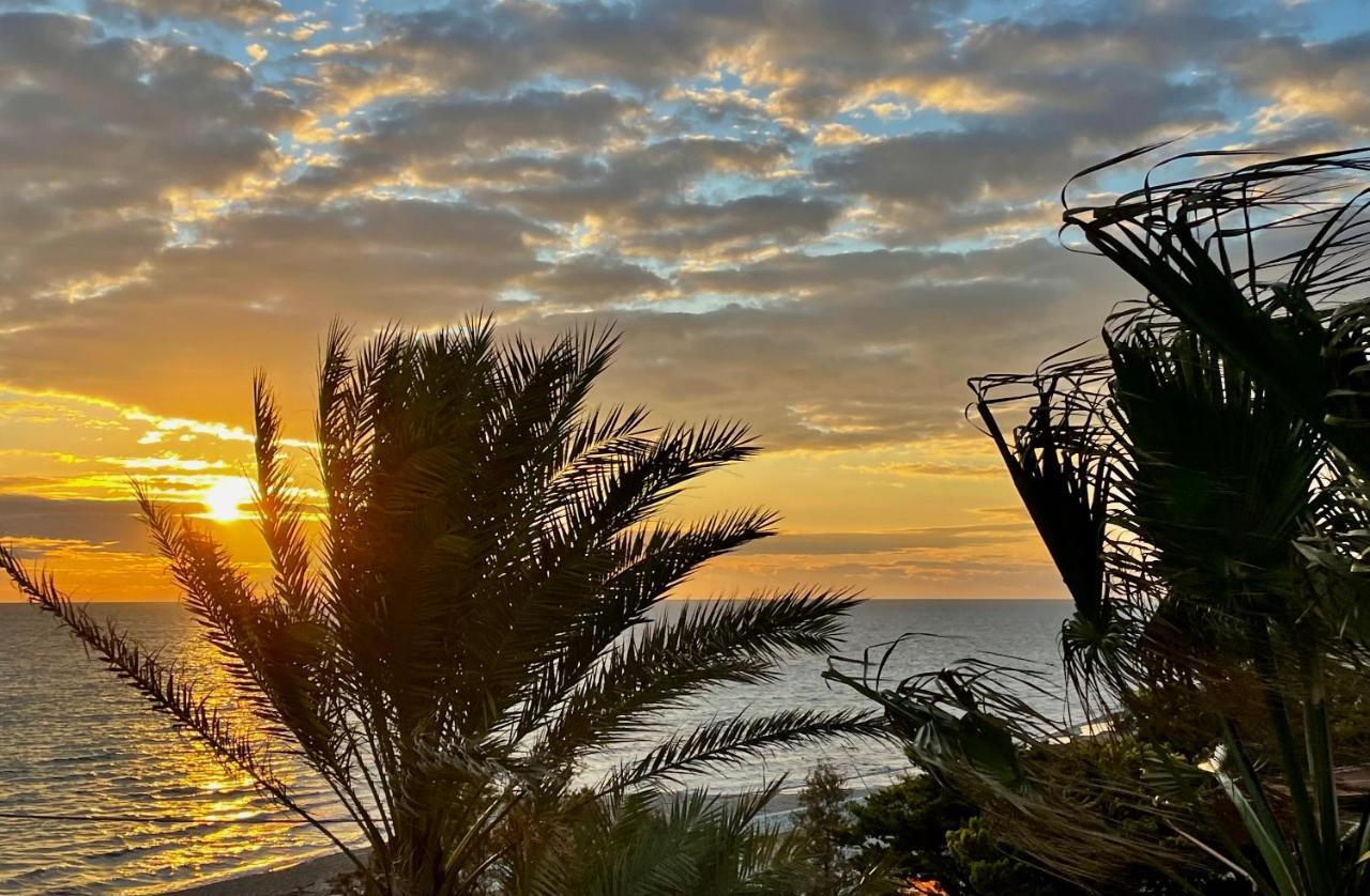 Playa Paraiso Marina di Lizzano Ngoại thất bức ảnh