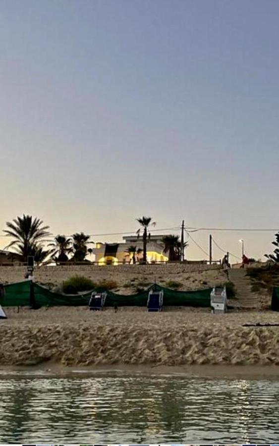 Playa Paraiso Marina di Lizzano Ngoại thất bức ảnh